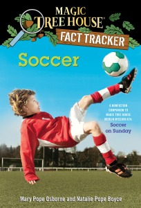 Magic Tree House Fact Tracker 29 / Soccer