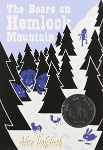 Newbery / The Bears on Hemlock Mountain